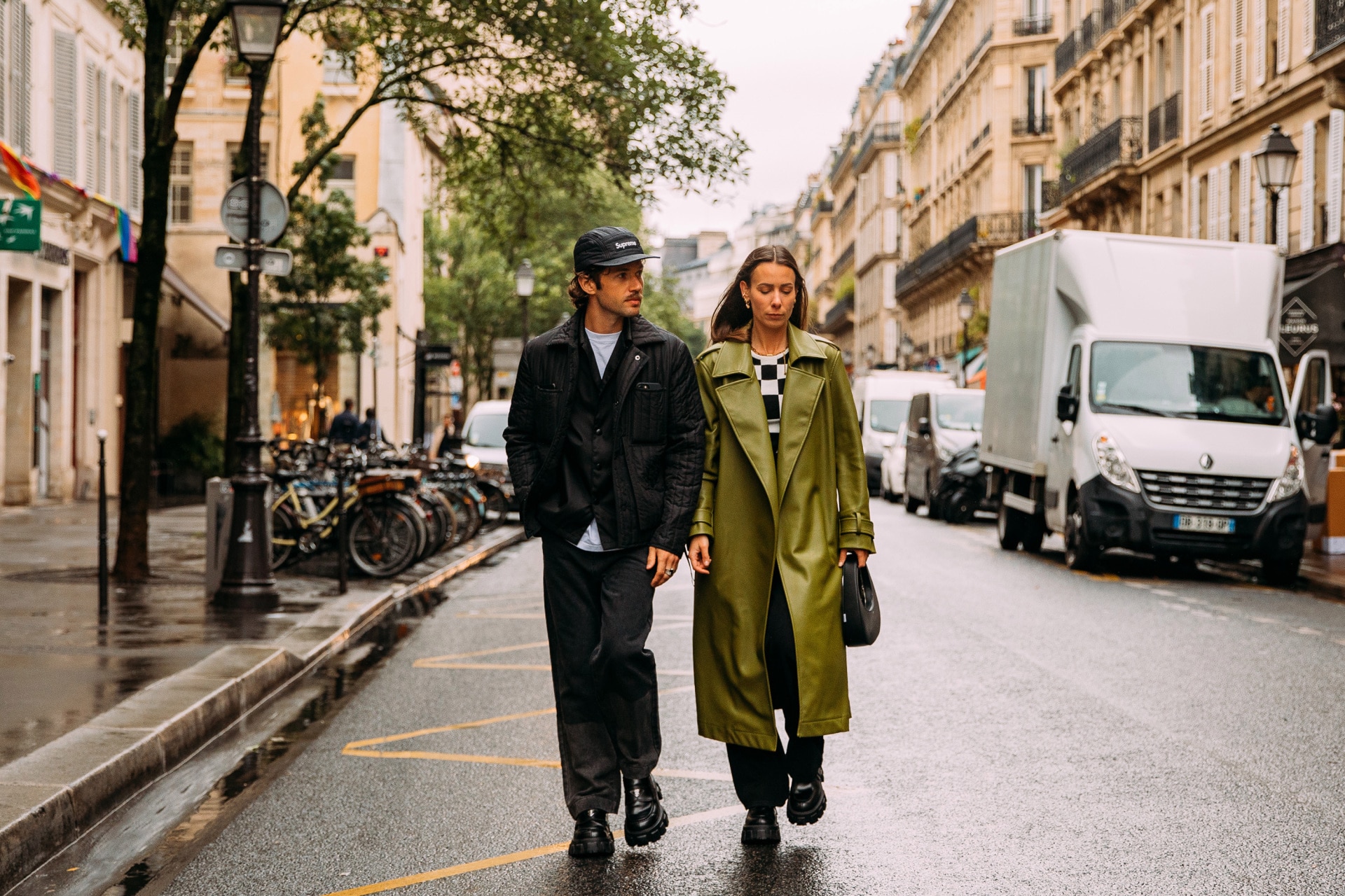 At Paris Fashion Week’s spring 2022 presentations, street style signals a season of renewal – Vogue Australia