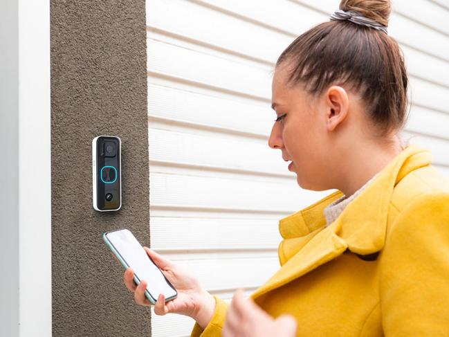 Swann has built an AI-powered doorbell that functions like a housekeeper.