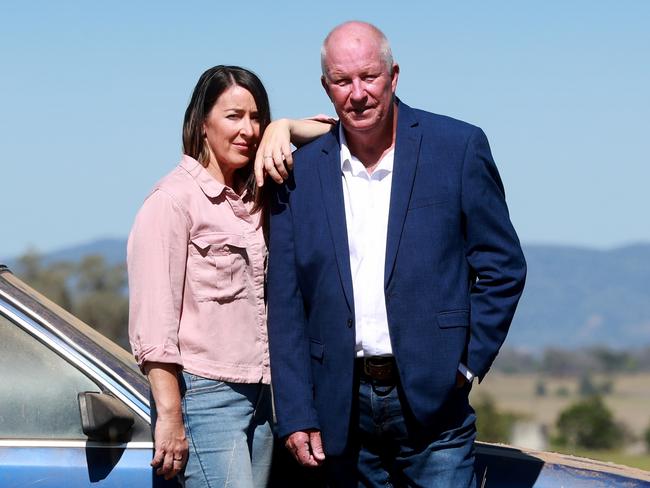 Ex detective and cold case specialist Damian Loone and Rachelle Childs sister Kristy stand with Rachelle's Commodore in regional NSW. Picture: Jeff Darmanin