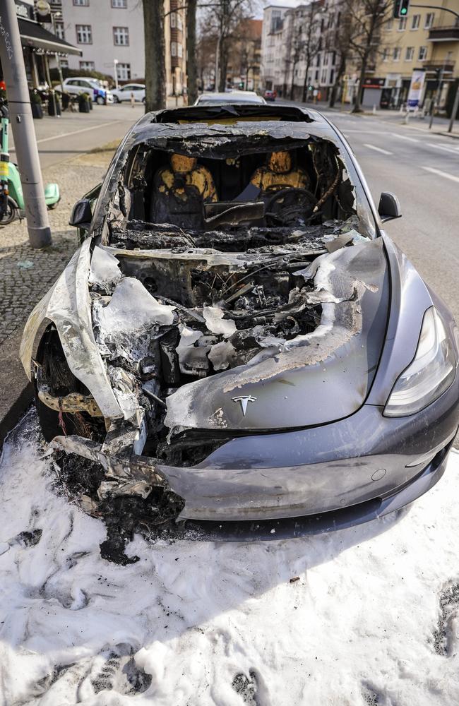 <!DOCTYPE html PUBLIC "-//W3C//DTD HTML 4.0 Transitional//EN" "http://www.w3.org/TR/REC-html40/loose.dtd"><html><body><p>The burnt out cars were parked on neighbourhood streets. Picture:Omer Messinger/Getty Images</p></body></html>