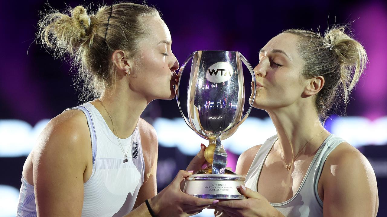 Erin Routliffe (left) and Gabriela Dabrowski (right) triumph at the WTA Finals in November. Photo by Matthew Stockman/Getty Images for WTA.