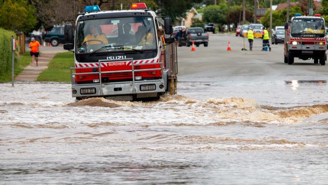 Flood scene in Forbes on Tuesday. Picture Joshua Gavin.