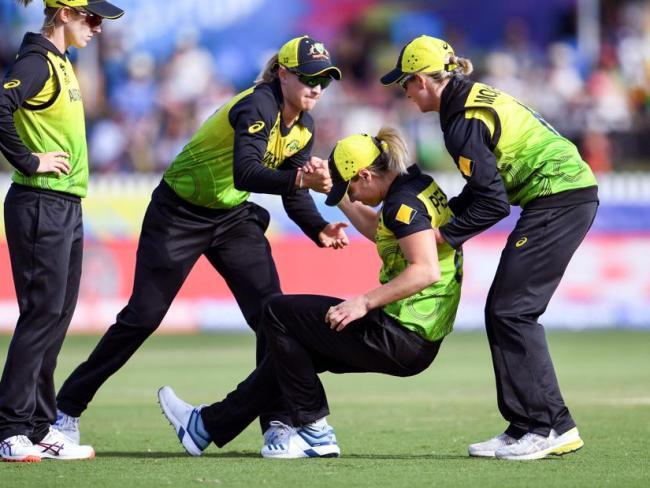 Ellyse Perry's semi-final availability is in doubt after pulling a hamstring against the Kiwis.