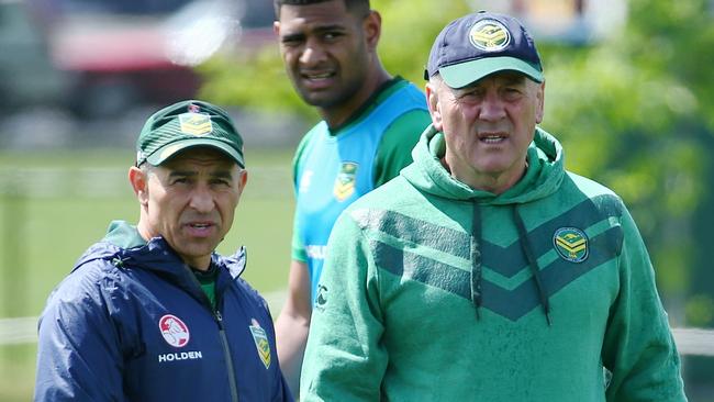 Australian rugby league training at Goschs Paddock. Coach Tim Sheens talks with Physio. Pic: Michael Klein