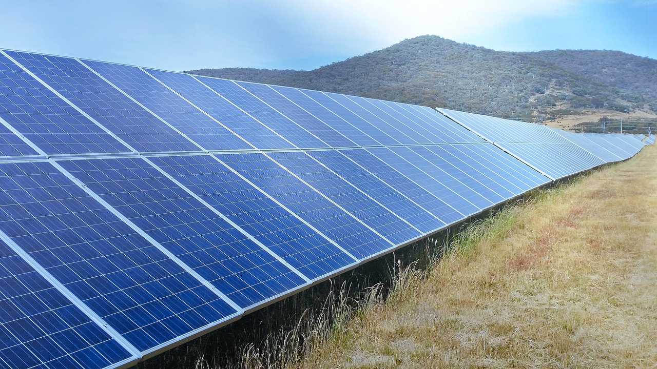 PROJECT COMING: Style of solar panels to be used on the solar farm in Moura. Picture: Mike Richards GLA130418SLAR