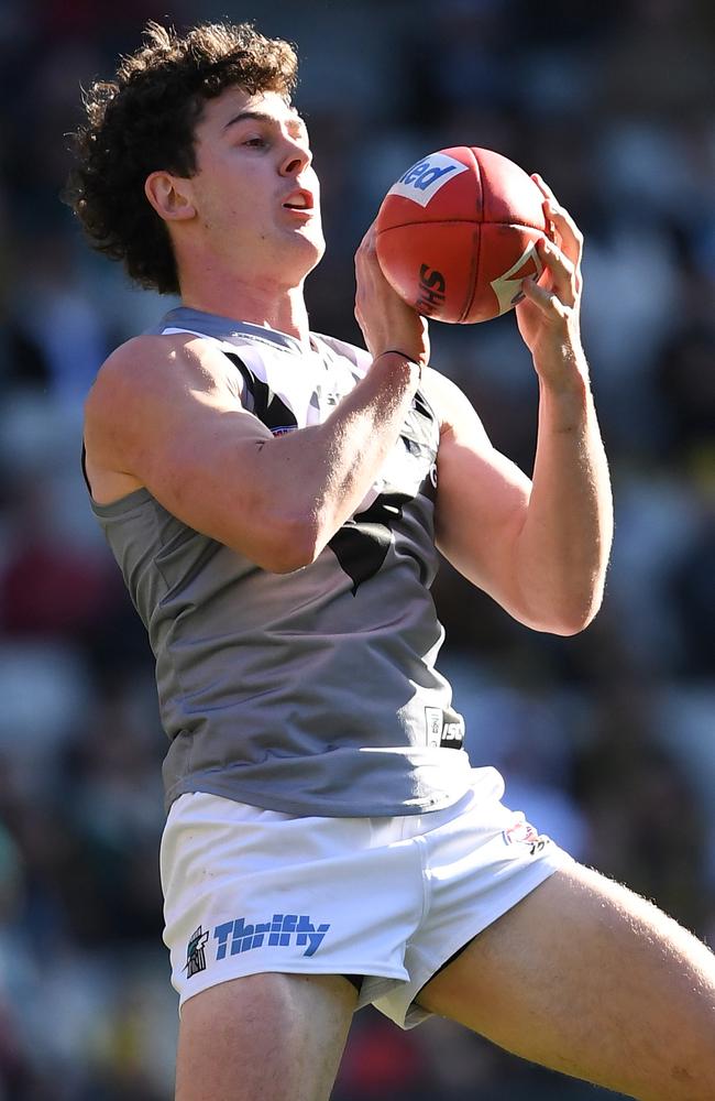 Darcy Byrne-Jones is averaging 29 disposals in the past month. Picture: Julian Smith (AAP).