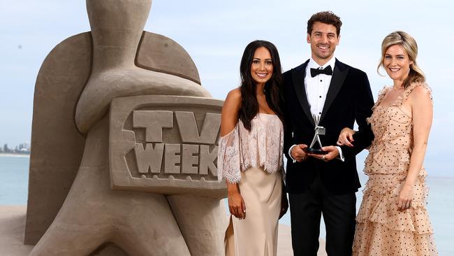 Coast rolls out red carpet for Logies