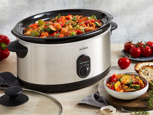 This slow cooker from Sunbeam makes weeknight meals quick and easy. Picture: Amazon Australia