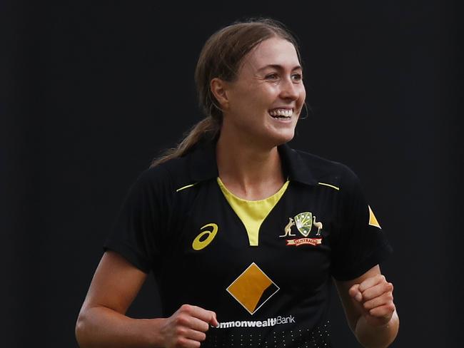 MELBOURNE, AUSTRALIA - FEBRUARY 12: Tayla Vlaeminck of Australia celebrates after dismissing Jemimah Rodrigues of India during the Women's Twenty20 Tri-Series Final between Australia and India at Junction Oval on February 12, 2020 in Melbourne, Australia. (Photo by Daniel Pockett/Getty Images)