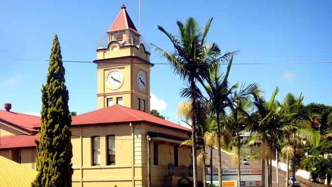 Fifty staff members have left Gympie Regional Council since the start of April 2022, adding to concerns amid revelations in mid-2021 the organisation had more than 100 vacant jobs.