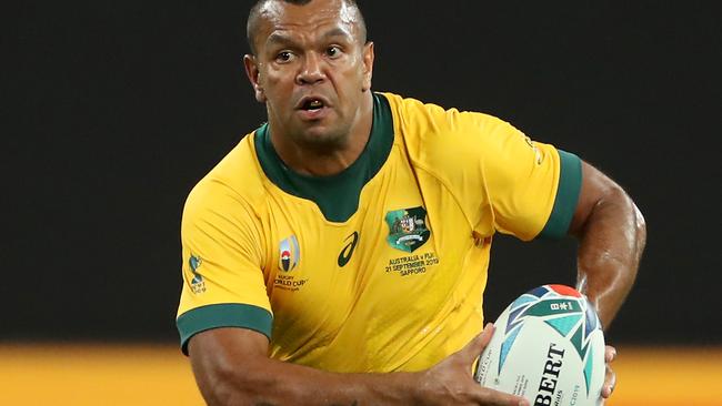 SAPPORO, JAPAN - SEPTEMBER 21:  Kurtley Beale of Australia runs with the ball during the Rugby World Cup 2019 Group D game between Australia and Fiji at Sapporo Dome on September 21, 2019 in Sapporo, Hokkaido, Japan. (Photo by David Rogers/Getty Images)