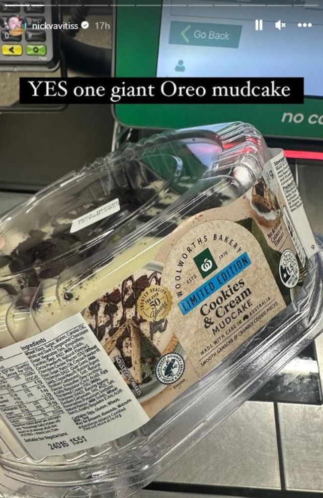 Woolworths has brought back its Cookies and Cream mudrake. Picture: Nick Vavitis/Instagram