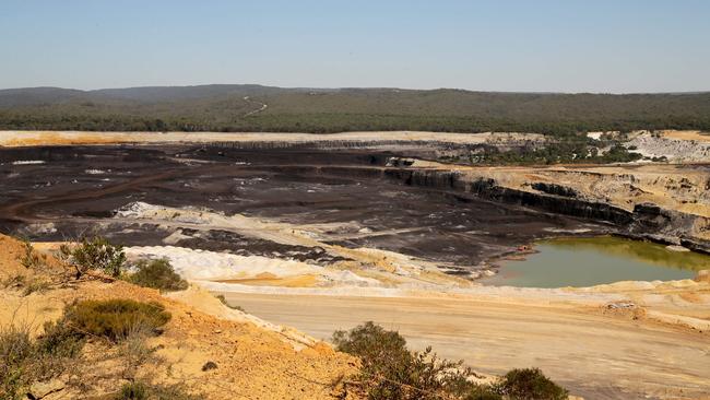 Anglesea Alcoa site to become lake | Daily Telegraph