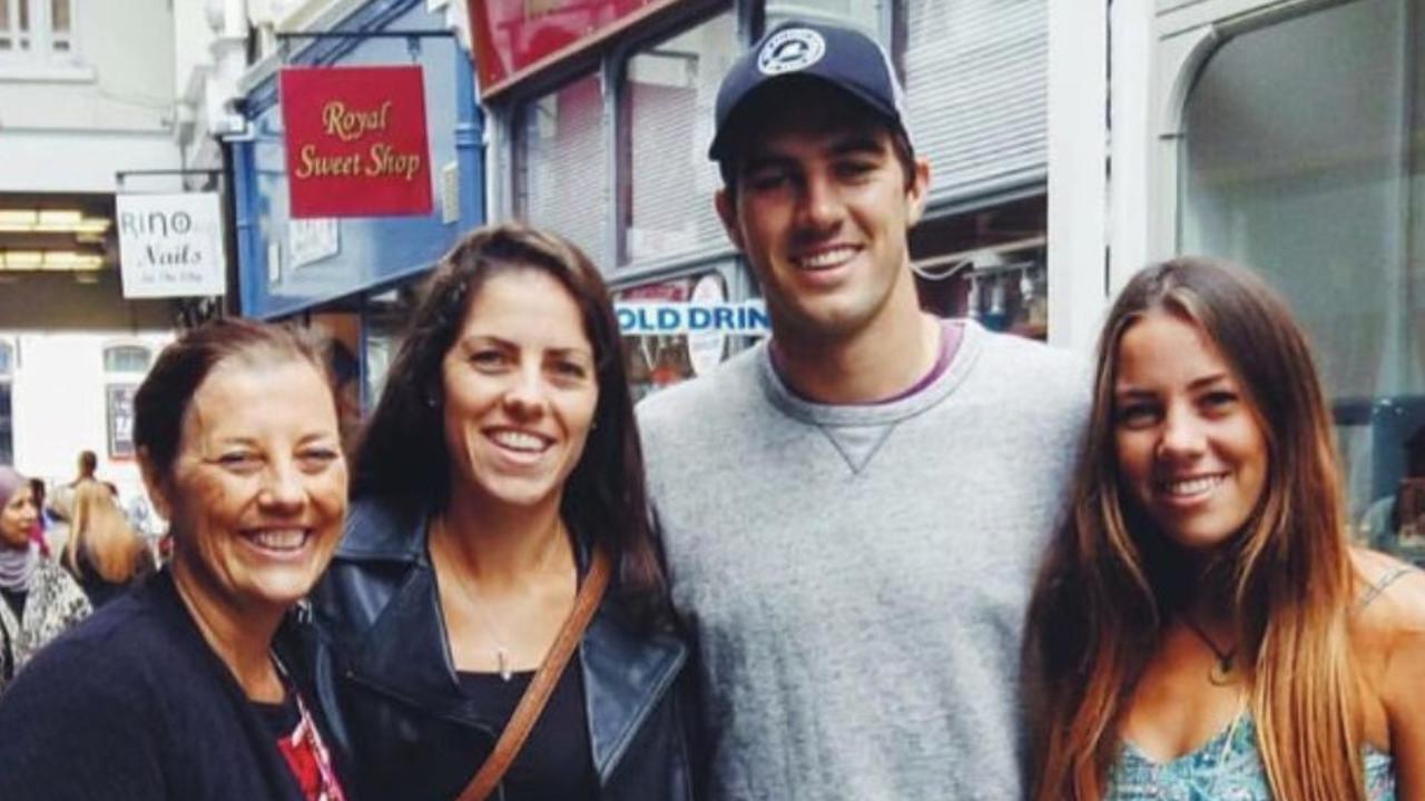 Pat Cummins (2R) with his mother and sisters. Source: Instagram