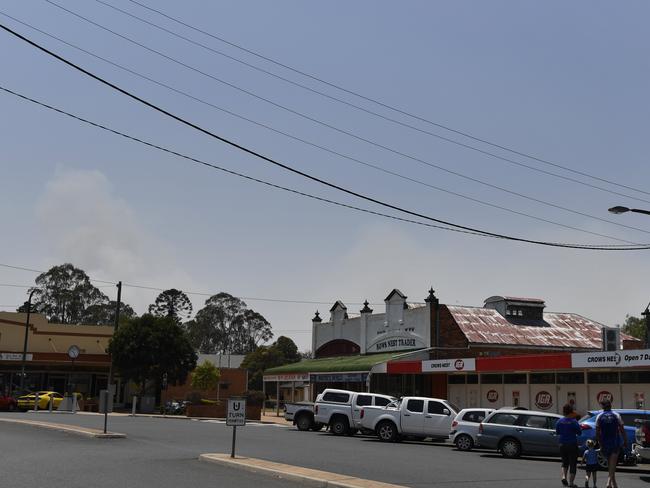 Should council offer more to fix heritage CBD buildings?