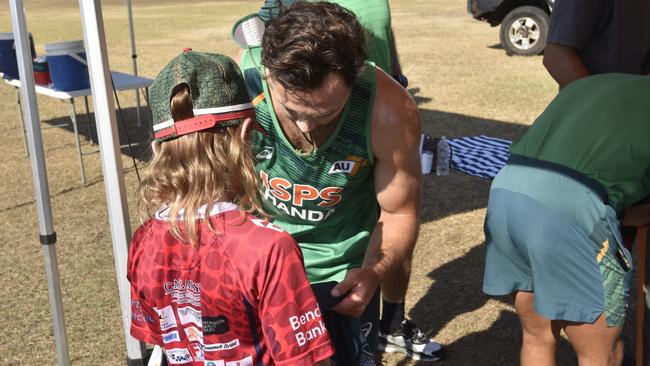 Palmerston junior meeting the Australian Men's 7s team. Picture: Darcy Jennings.