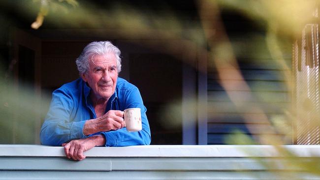 Vincent Serventy at his Pearl Beach home back in 2004. Picture: Peter Clark