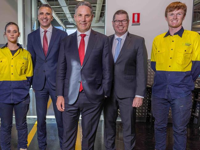 ADELAIDE, AUSTRALIA - NCA NewsWire Photos - FEBRUARY 21st 2024: FINDON TECHNICAL COLLEGE. Premier Peter Malinauskas, Minister for Defence Industry Australia, Deputy Prime Minister Richard Marles and Pat Conroy with tech students Lili Lounavelis, Emma MacNeil-Gordon and Rory Frichot. Picture: NCA NewsWire / Ben Clark