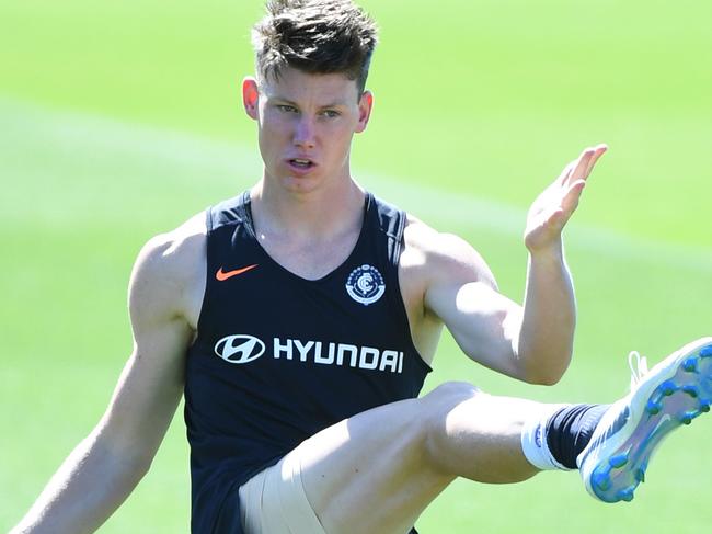 Sam Walsh of Carlton is seen in action during the teams training session at Ikon Park in Princes Hill, Melbourne, Friday, January 11, 2019. The Blues have undertaken their first training session for 2019. (AAP Image/James Ross) NO ARCHIVING