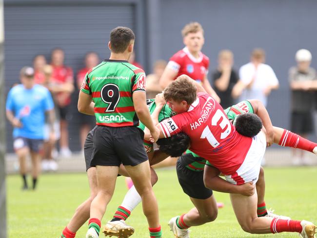 Cruz King is tackled. Photo: Warren Gannon Photography