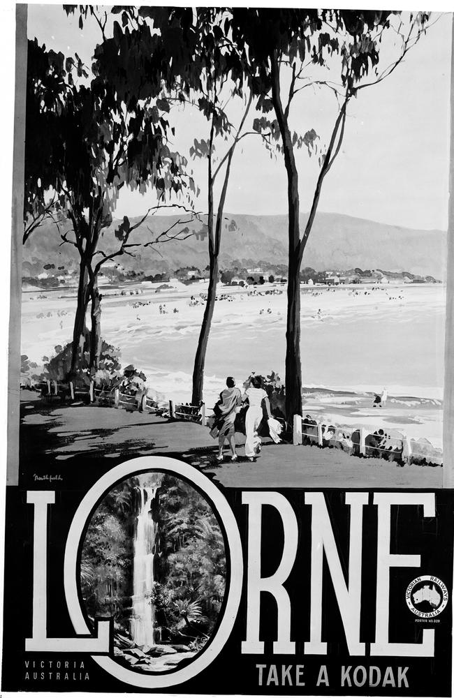 Erskine Falls and Lorne foreshore make a pretty scene. Public Record Office Victoria image citation: VPRS 12903-p00001-BOX608-12