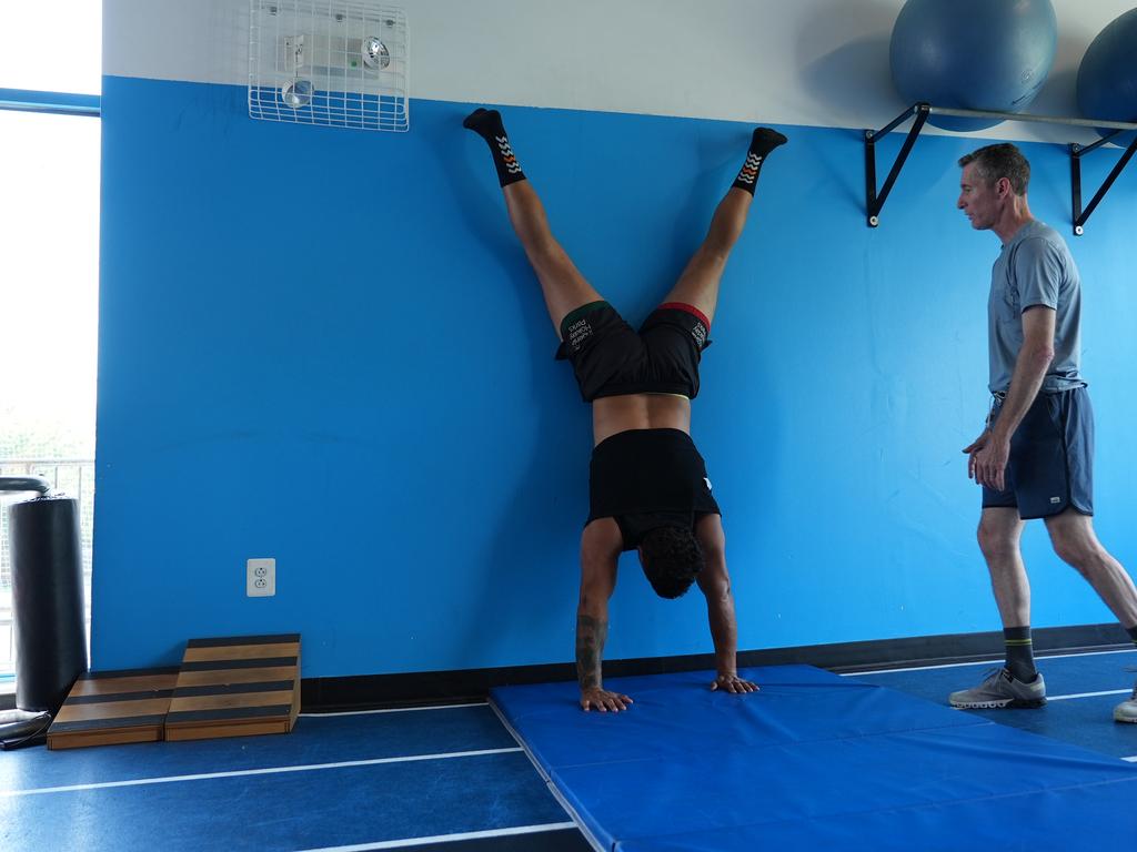 Latrell Mitchell in the US working with reconditioning coach Bill Knowles. Picture: Sunny Brar/South Sydney Rabbitohs