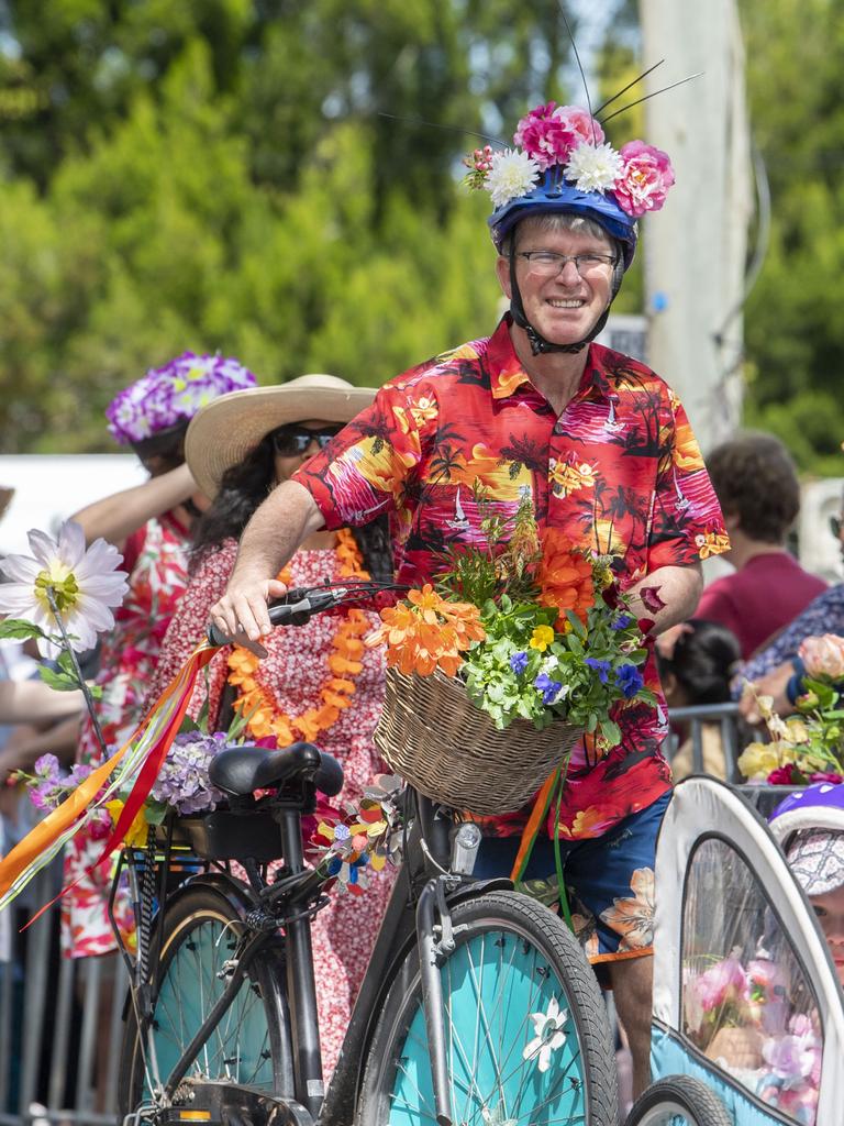 Mark Copland. Toowoomba for climate action float in the Grand Central Floral Parade. Saturday, September 17, 2022. Picture: Nev Madsen.