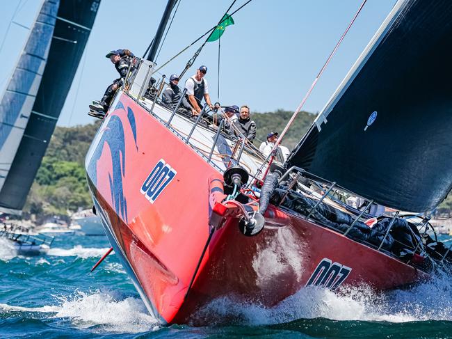 Legacy of deadly 1998 Sydney to Hobart behind miracle rescue