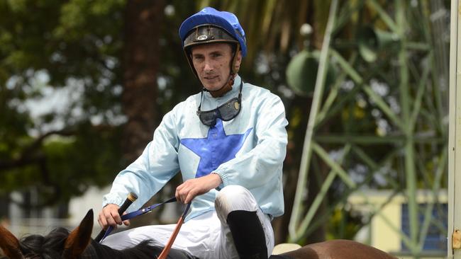 Ben Looker rides Triple Money at Tamworth.