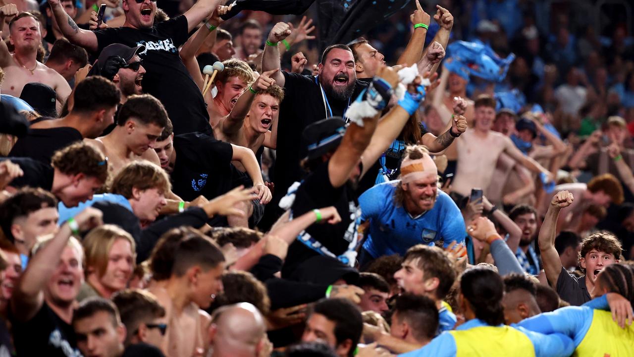 Jaiden Kucharski of Sydney FC celebrates scoring the stoppage time goal. Photo by Jeremy Ng/Getty Images.