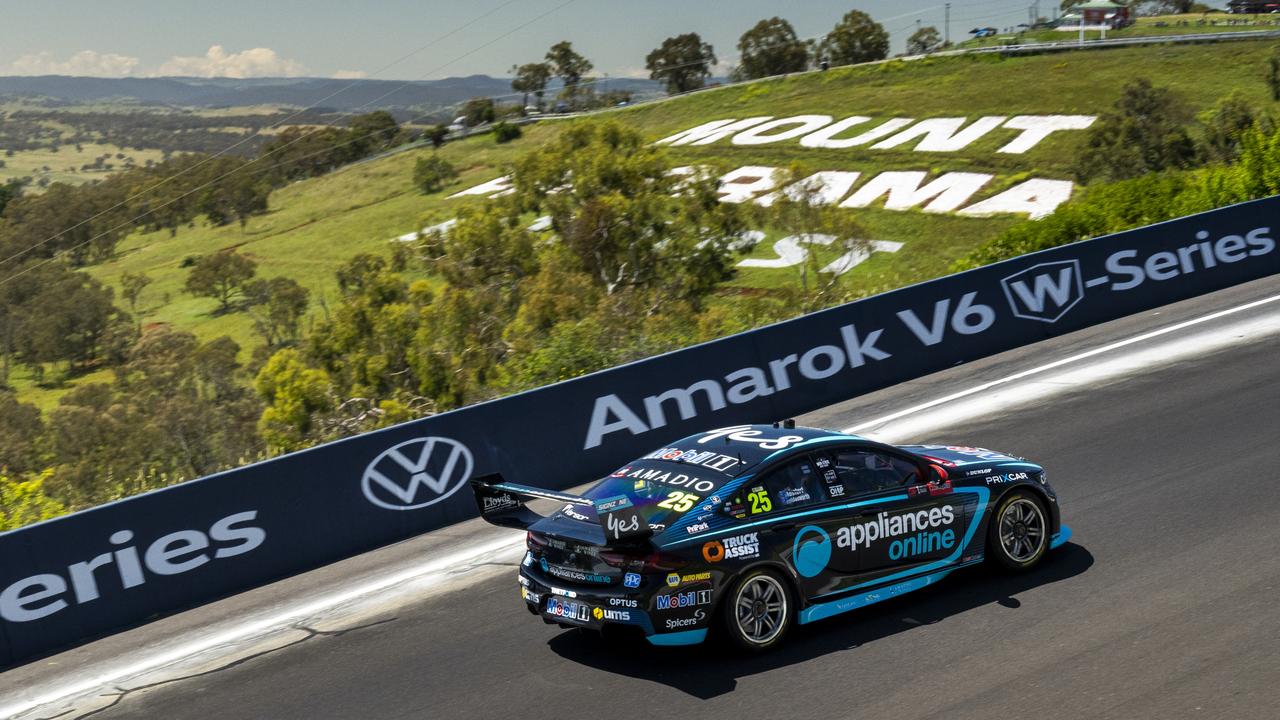 Mostert will start the Bathurst 1000 from pole position. (Photo by Daniel Kalisz/Getty Images)