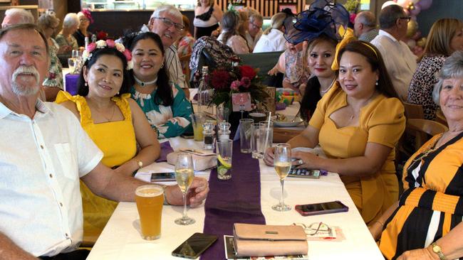 Gary Larsen, Elena Gear, Rowena Casey, Carolyn Knight and Ruby Dawson at the Gympie RSL during the Melbourne Cup Races on November 7, 2023.