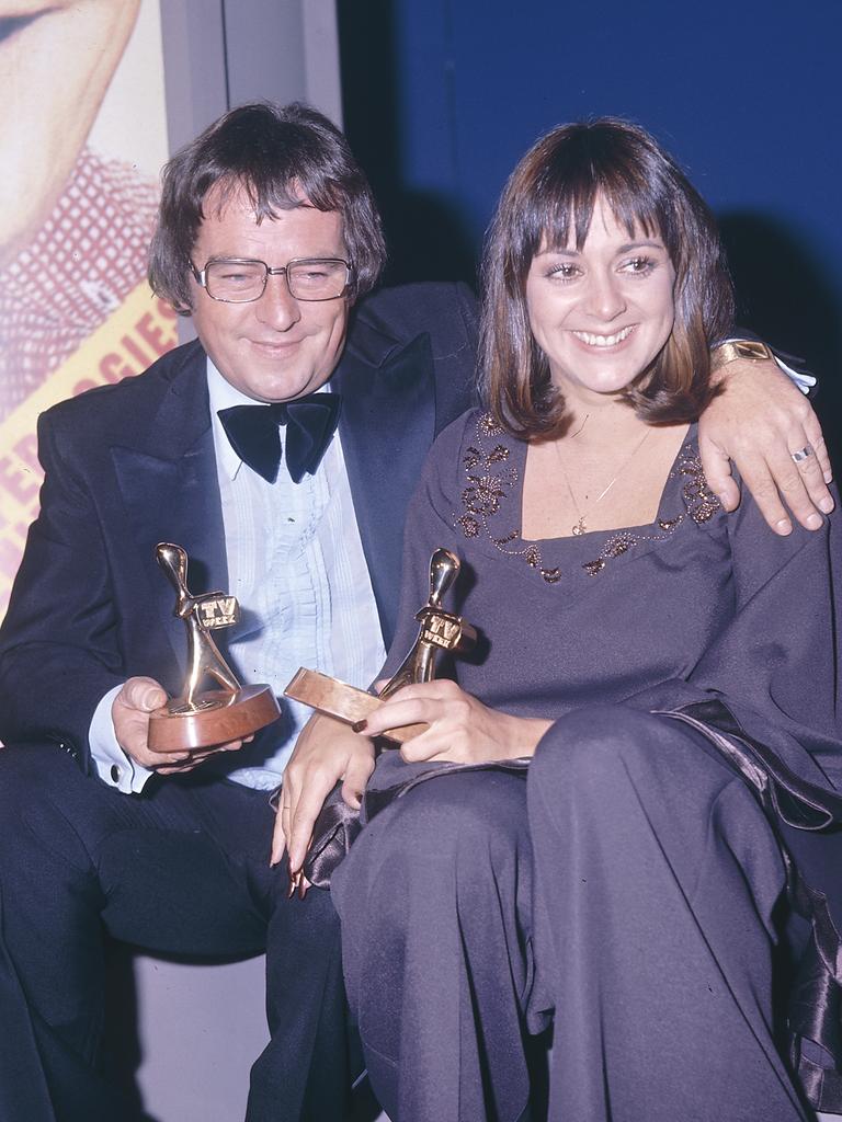 TV presenter Ernie Sigley with Denise Drysdale at the 1975 Logie Awards.