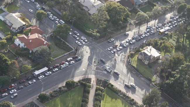 The intersection of Fullarton Road and Cross Road now.