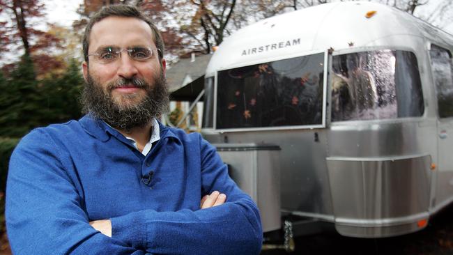 Rabbi Shmuley Boteach pictured with his mobile home in 2007.
