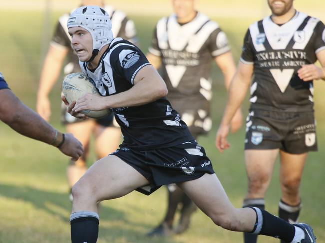 Picton winger Jack Lindsell charges forward. Picture Warren Gannon Photography