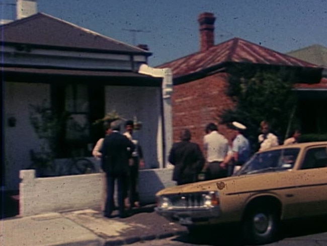 Police and media outside Easey Street in 1977. Picture: ABC News