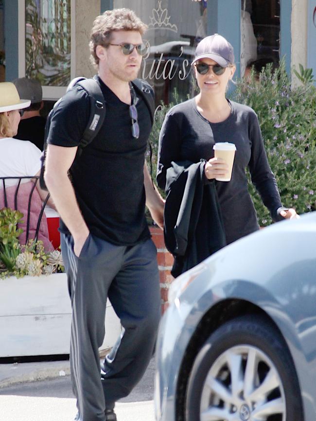 Sam and Lara seen out together for the first time since the birth of their child. Picture: Pacific Coast News/australscope