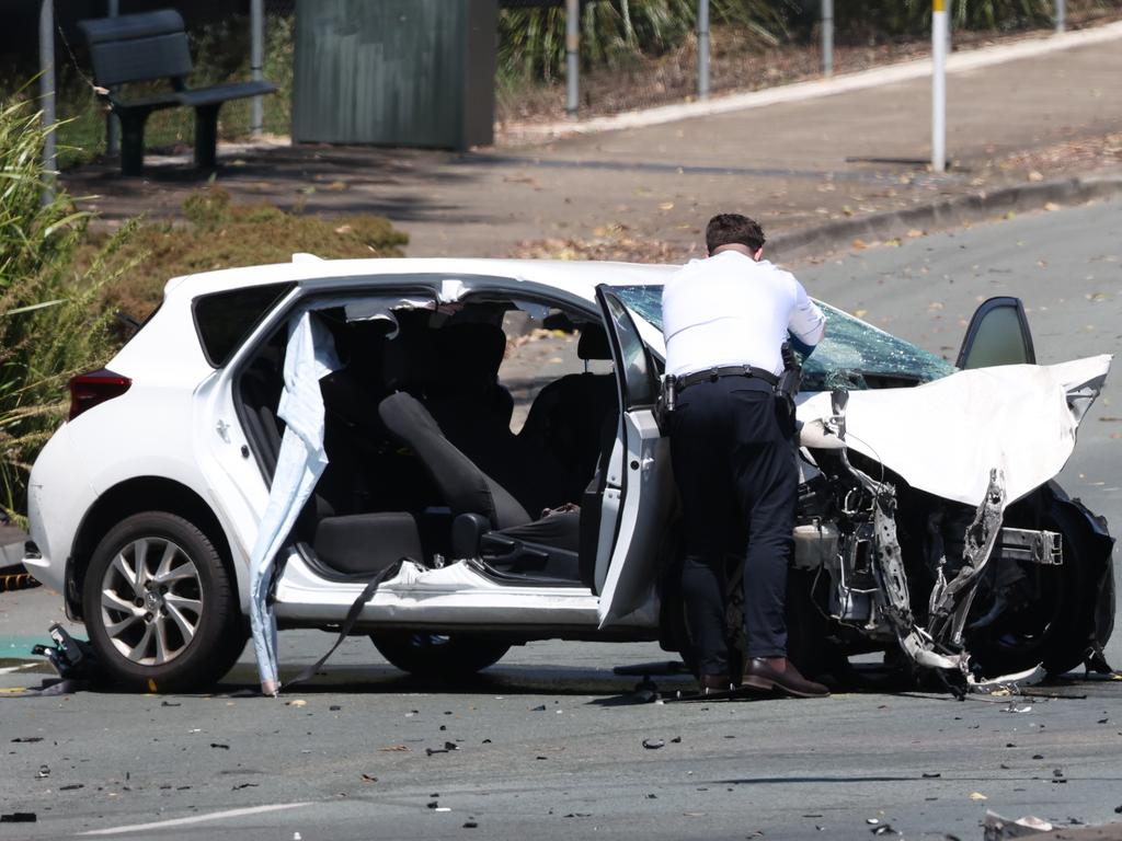 Scene of a fatal crash at Dohles Rocks Road at Murrumba Downs on Thursday. Picture Lachie Millard