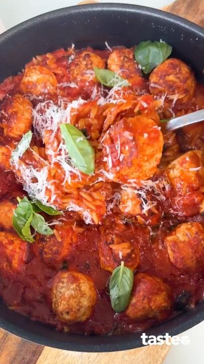 17-minute chicken and ricotta meatballs