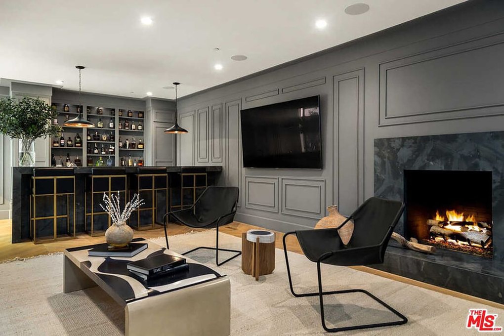 Enjoy a cocktail by the fire. Picture: Realtor