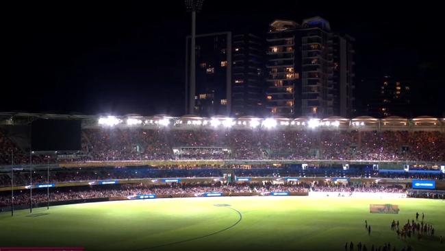 Play was suspended during the last quarter at the Gabba due to a power issue.