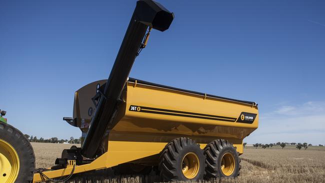 The Coolamon 36T chaser bin.