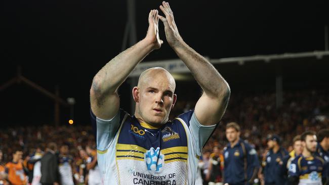 HAMILTON, NEW ZEALAND - AUGUST 03: Stephen Moore of the Brumbies thanks the crowd after losing the Super Rugby Final match between the Chiefs and the Brumbies at Waikato Stadium on August 3, 2013 in Hamilton, New Zealand. (Photo by Hannah Peters/Getty Images)