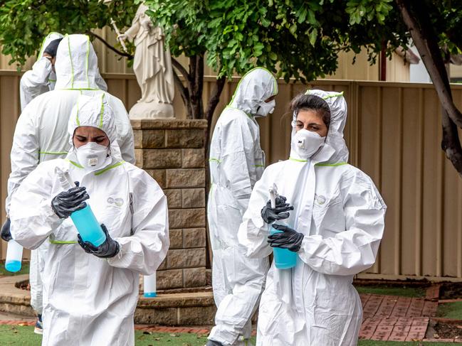 AAP  Canterbury-Bankstown ExpressCleaners pictured at St Christopher's Catholic Primary on Monday, 16 March 2020.  Coronavirus fears, St Christopher's Catholic Primary.(AAP Image / Monique Harmer)