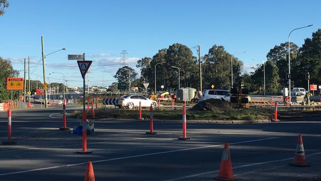 Roadworks surround the Telegraph Rd, Bracken Ridge roundabout.