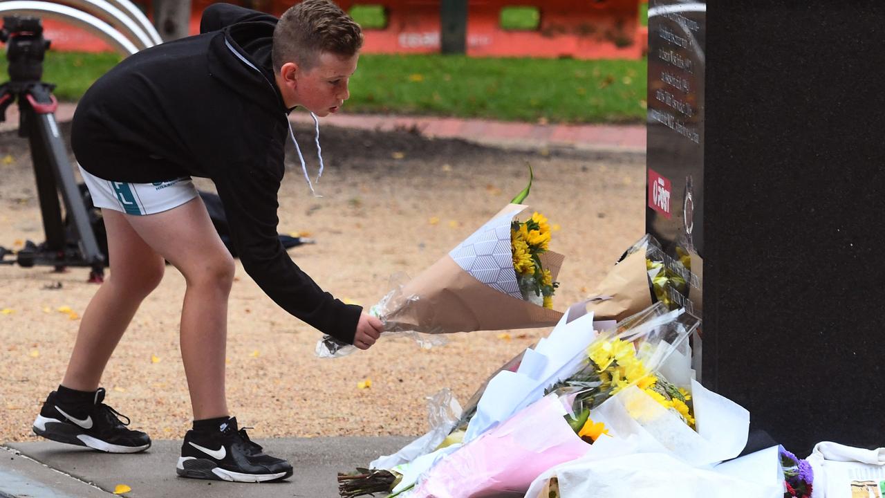 Tributes to Shane Warne at the MCG. Picture: AFP Images