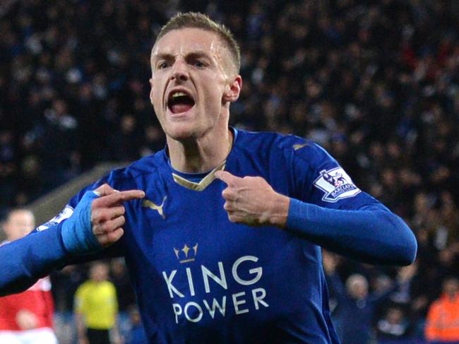 (FILES) This file photo taken on November 28, 2015 shows Leicester City's English striker Jamie Vardy celebrating after scoring during the English Premier League football match between Leicester City and Manchester United at the King Power Stadium in Leicester, central England. Leicester City forward Jamie Vardy has been voted the 2016 Footballer of the Year by the Football Writers' Association (FWA), it was announced on May 2, 2016. / AFP PHOTO / OLI SCARFF