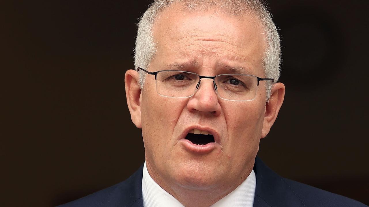 aged-care-worker-bonus-payments-scott-morrison-announces-two-400