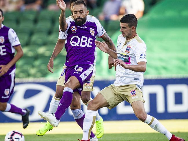 Diego Castro of the Glory during the Round 16 A-League match between the Perth Glory and the Newcastle Jets at HBF Park in Perth, Sunday, January 27, 2019. (AAP Image/Tony McDonough) NO ARCHIVING, EDITORIAL USE ONLY